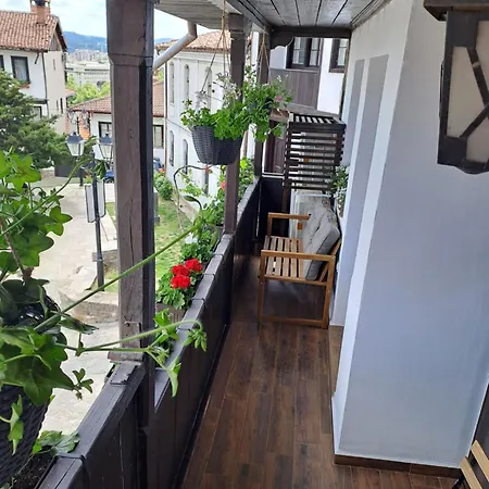 Guest house Lazara 4*