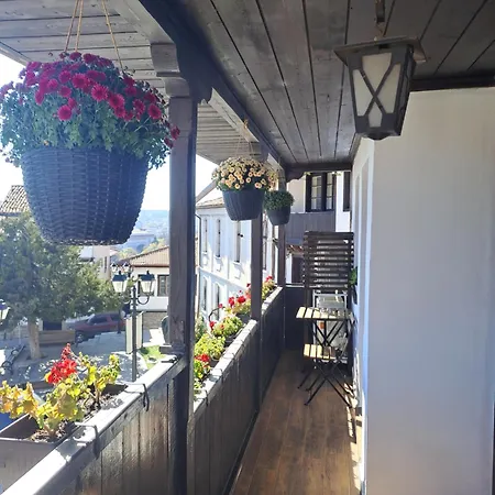 Guest house Lazara 4*