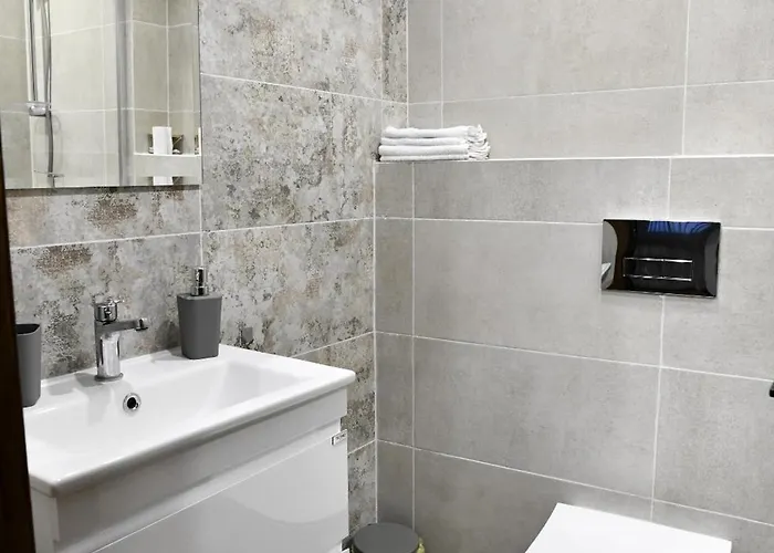 Lazara 3* Veliko Tarnovo